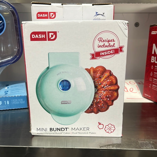 Dash Mini Bundt Maker - Aqua